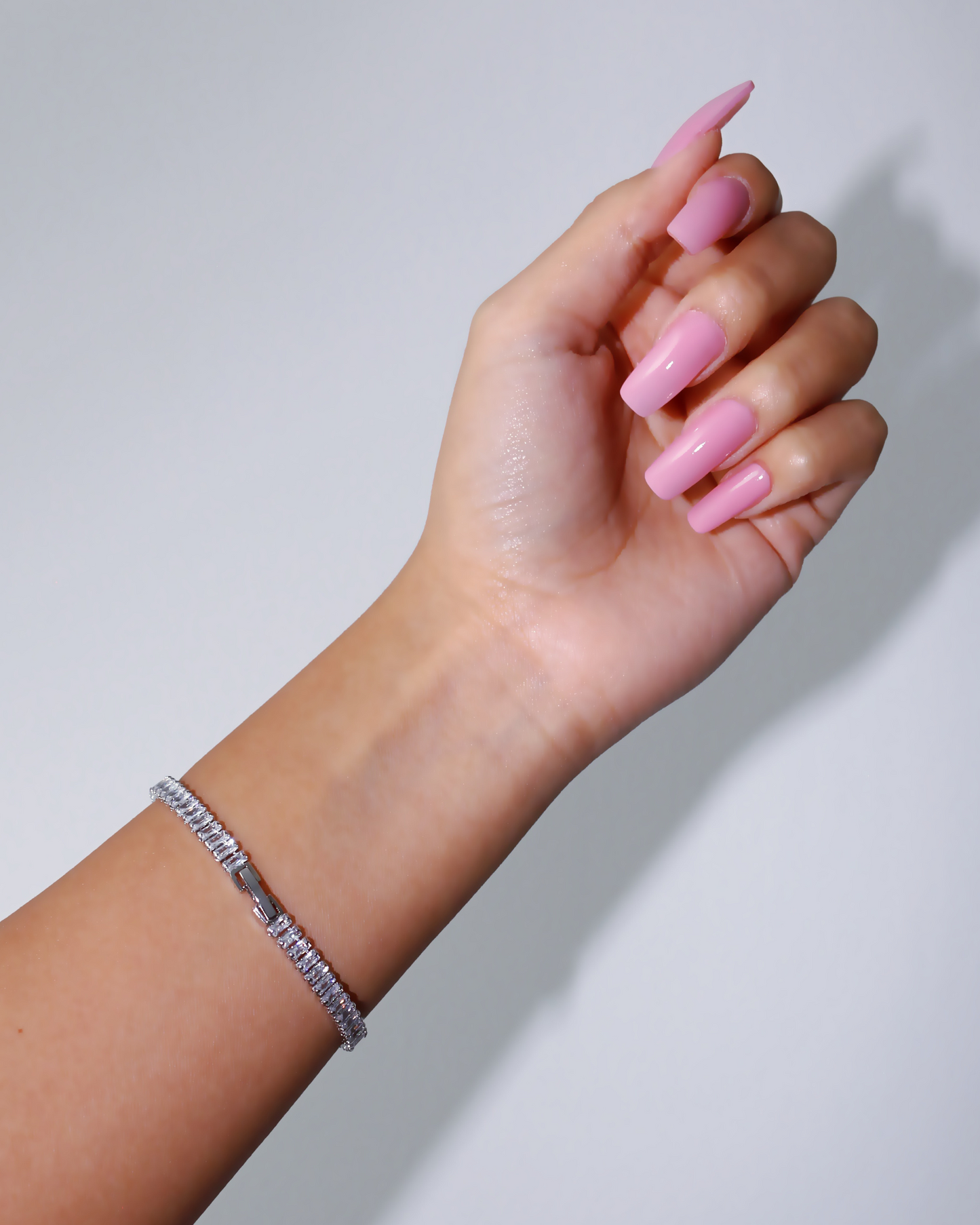 Elegant Tennis Bracelet - Dazzle with Every Moment
