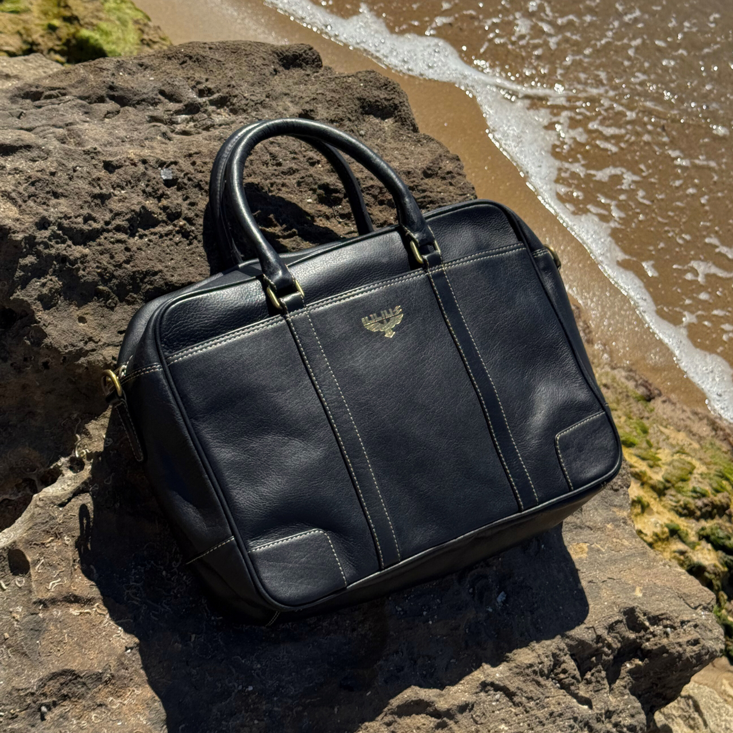 Genuine Leather Briefcase – Classic Style with Modern Functionality