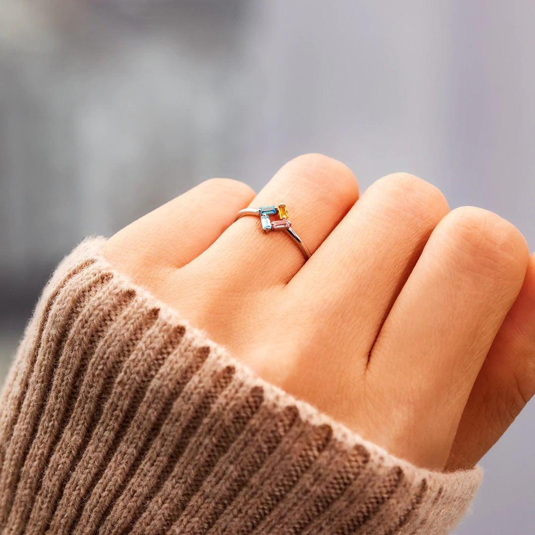 Rechteckiger Geburtssteinring – Ein Ring, der so einzigartig ist wie Sie