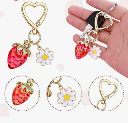 Erdbeer-Taschenanhänger – Niedlicher Schlüsselanhänger mit Blumenanhänger, Glücksbringer, Geschenk für Frauen