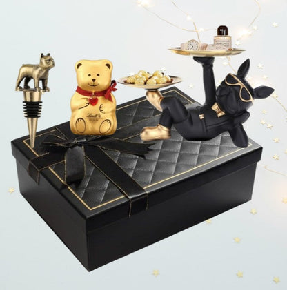 Deluxe-Geschenkbox mit französischer Bulldogge – Weinstopper, Lindt-Teddybär &amp; Dekofigur