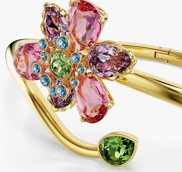 Swarovski Idyllia Blumenarmband – Geschenk für Oma – mit herzförmiger Acrylverzierung und Lindt Pralinen