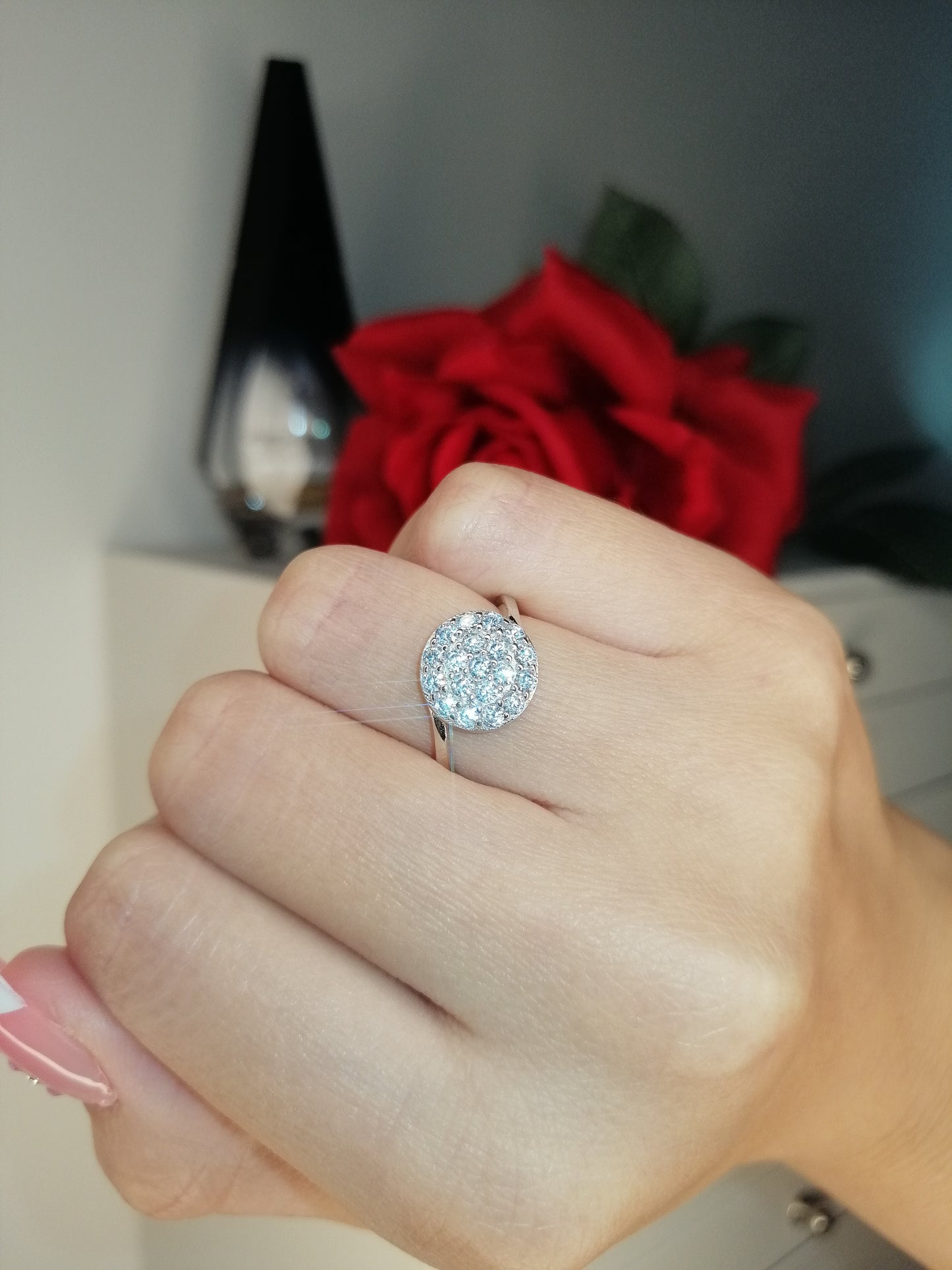 Silberner „Push My Buttons“-Statement-Ring – Weil dezent überbewertet ist