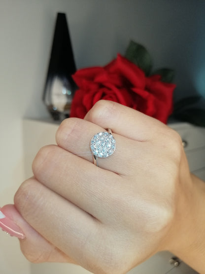 Silberner „Push My Buttons“-Statement-Ring – Weil dezent überbewertet ist