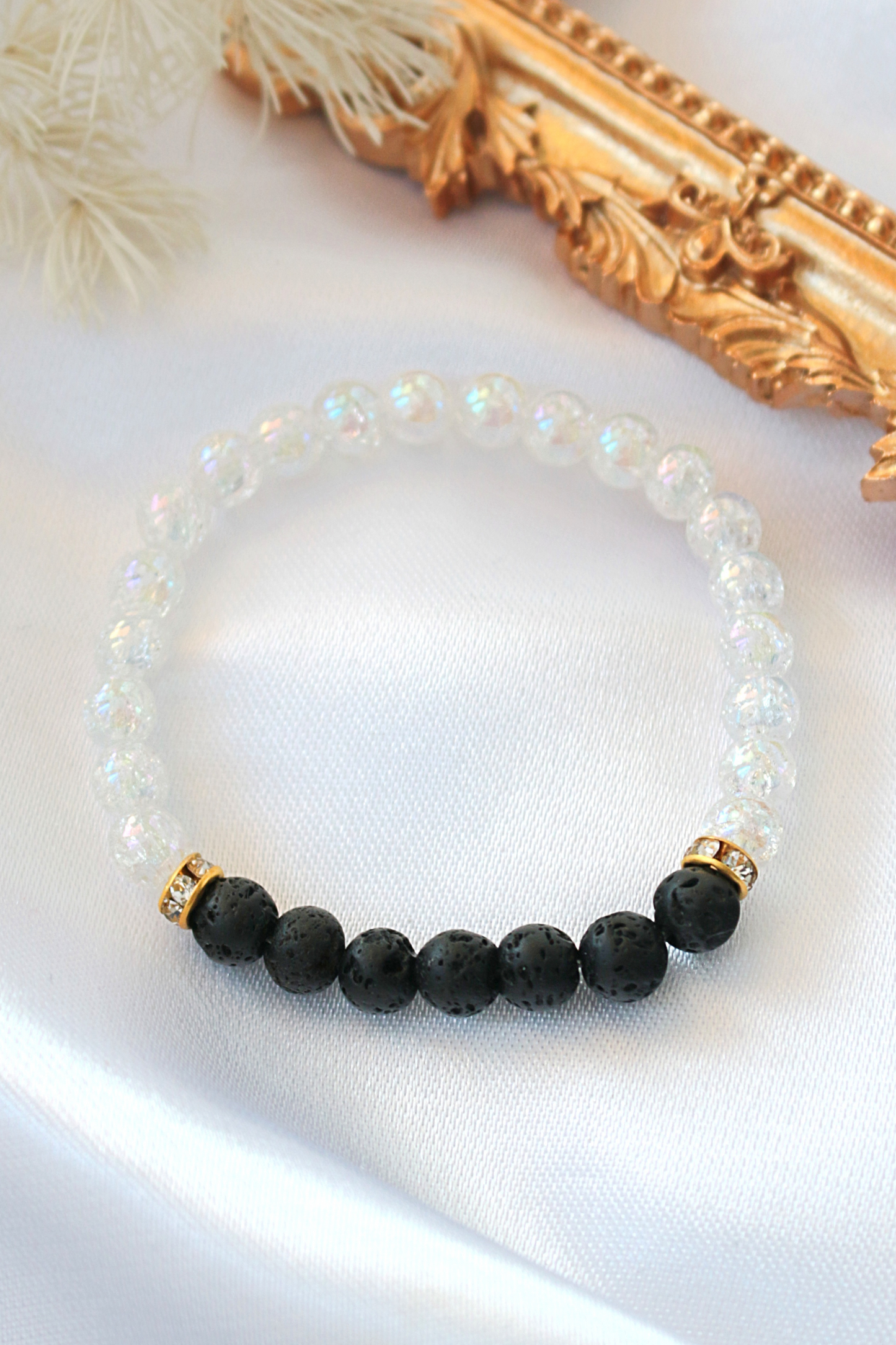 Lava Stone Elastic Aroma Diffuser Bracelet - Find your calm. Feel your strength. Carry your scent