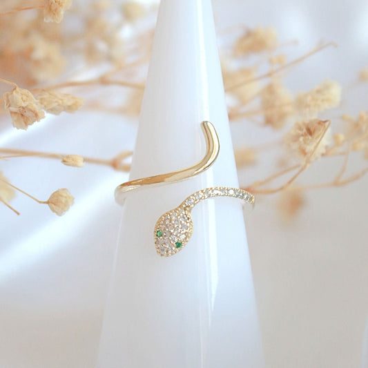 Slytherin Sparkle Adjustable Ring — Elegance Meets House Pride in Every Glimmer