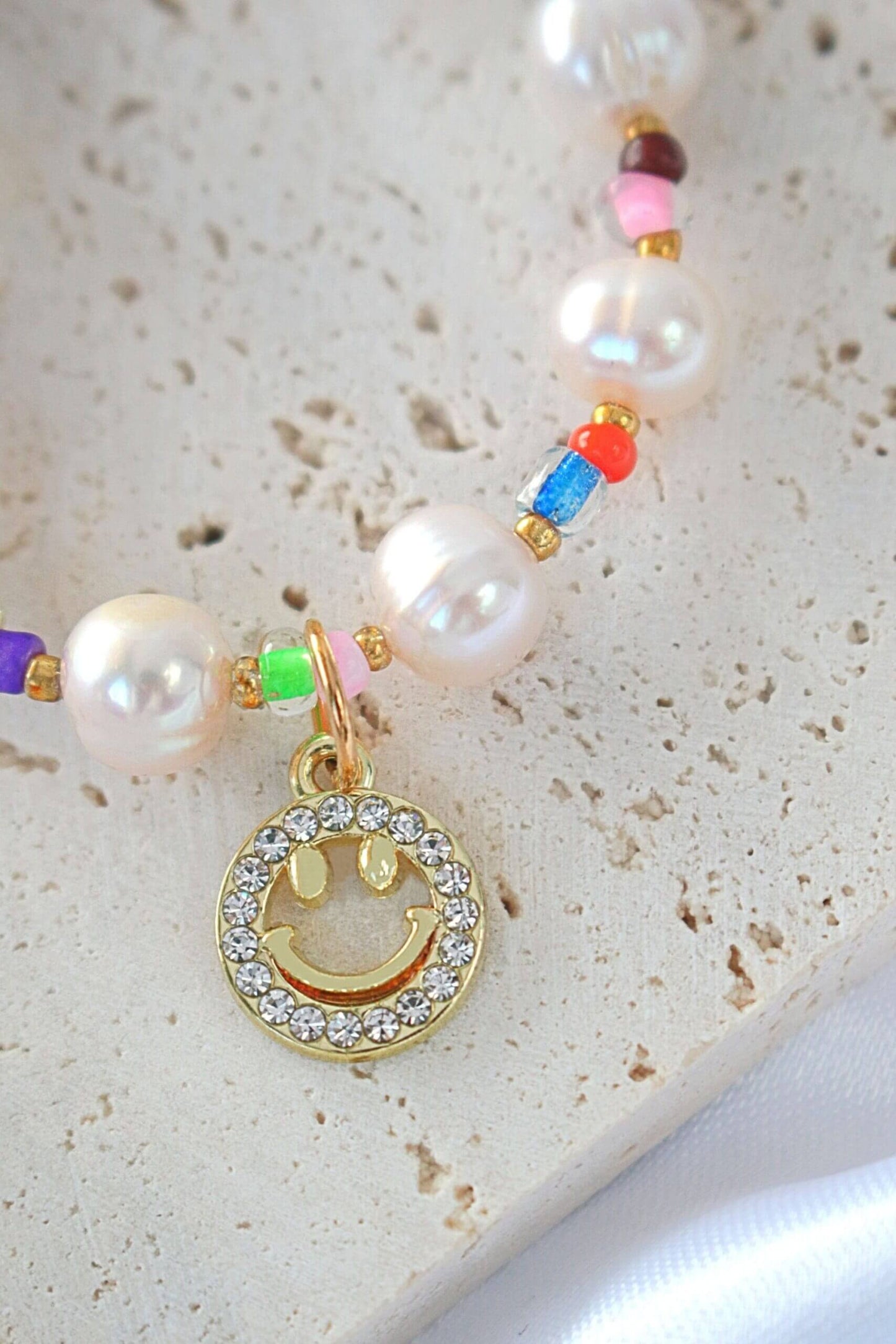 Colourful Pearl & Smiley Charm Choker 24 Karats Gold - A playful blend of elegance and joy
