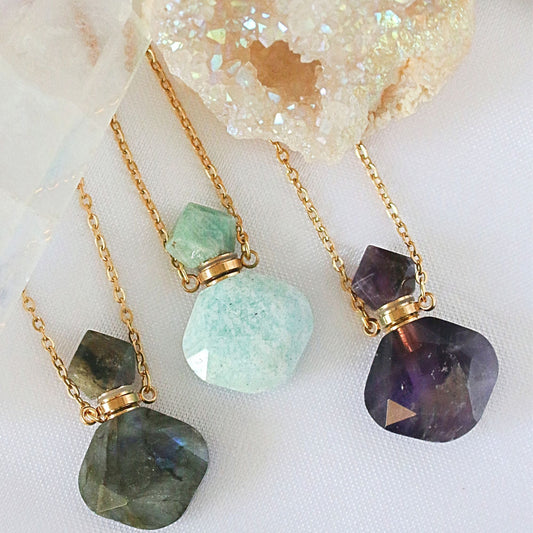 Luxury Natural Crystal Bottle Necklace - Because your favourite scents deserve to travel with you in st